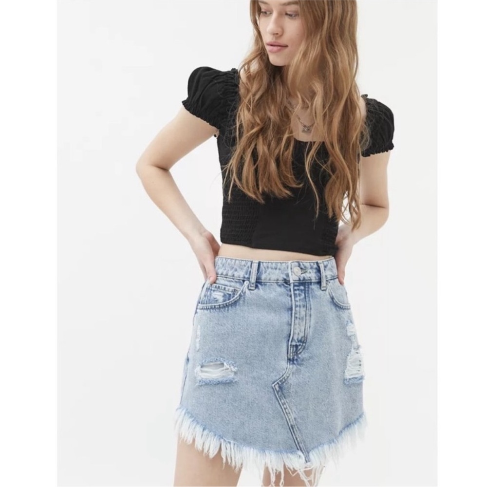 BDG Jojo Distressed Denim Dolphin Mini Skirt NWT‎